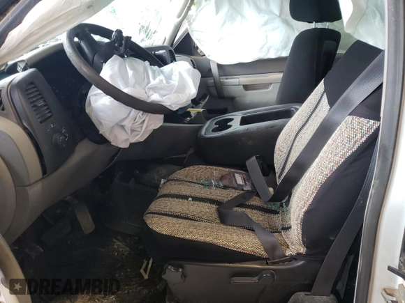 2011 Chevrolet Silverado 1500 Work Truck with VIN 1GCRKPE34BZ148633, listed as a Copart auction lot 62725224 with Not Provided miles and Salvage Title. Bid and sale history available at DreamBid. Image 7.