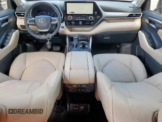 2023 Toyota Highlander Hybrid Limited with VIN 5TDXBRCH3PS576039, listed as a Copart auction lot 62006645 with 27,172 mi miles and Salvage title. Bid and sale history available at DreamBid. Image 8.