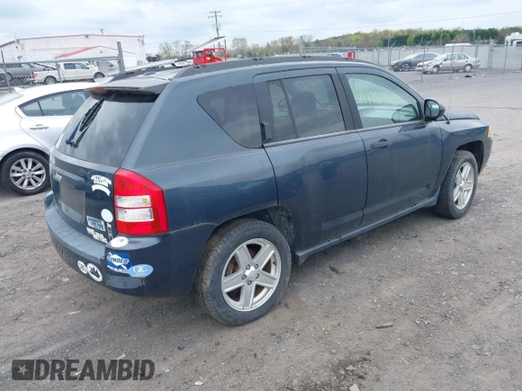 2007 Jeep Compass Sport with VIN 1J8FF47W37D122390, listed as a IAAI auction lot 41993064 with 195,253 mi miles. Bid and sale history available at carsss.com. Image 4.