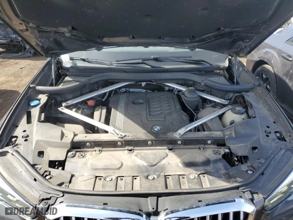 2021 BMW X5 xDrive40i with VIN 5UXCR6C04M9F81605, listed as a Copart auction lot 48498475 with 121,765 mi miles and Clean Title. Bid and sale history available at carsss.com. Image 12.