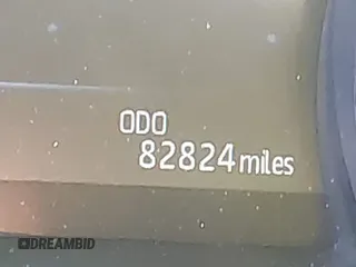 2023 Toyota Camry SE z VIN 4T1G11BK6PU096991, wystawiony jako IAAI lot #42062219 z przebiegiem 82 824 mil mil oraz . Historia ofert i sprzedaży dostępna na DreamBid. Obrazek 7.