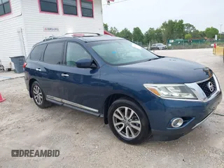 2013 Nissan Pathfinder SL with VIN 5N1AR2MM3DC615743, listed as a IAAI auction lot 42521969 with 168,814 mi miles and . Bid and sale history available at DreamBid. Image 1.