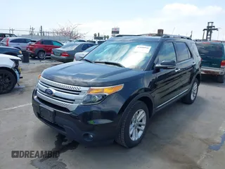 2013 Ford Explorer XLT with VIN 1FM5K8D82DGA28759, listed as a IAAI auction lot 42098916 with 236,444 mi miles and . Bid and sale history available at carsss.com. Image 18.