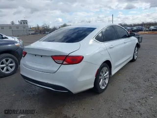 2015 Chrysler 200 Limited with VIN 1C3CCCAB4FN584330, listed as a IAAI auction lot 41718574 with 1 mi miles. Bid and sale history available at carsss.com. Image 4.