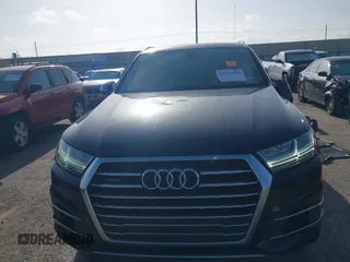2019 Audi Q7 Premium Plus with VIN WA1LAAF73KD005199, listed as a IAAI auction lot 42525298 with 70,391 mi miles and . Bid and sale history available at DreamBid. Image 13.