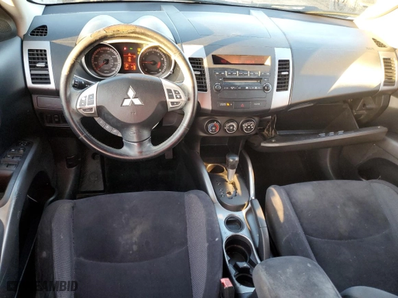 2007 Mitsubishi Outlander ES with VIN JA4MS31X17Z004860, listed as a Copart auction lot 87907985 with 175,890 mi miles and Salvage Title. Bid and sale history available at carsss.com. Image 8.