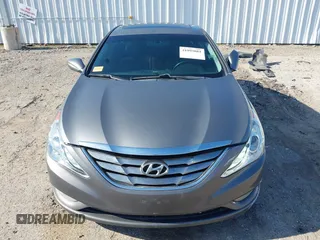 2013 Hyundai Sonata Limited with VIN 5NPEC4AC5DH676109, listed as a IAAI auction lot 41993081 with 290,920 mi miles and . Bid and sale history available at carsss.com. Image 13.