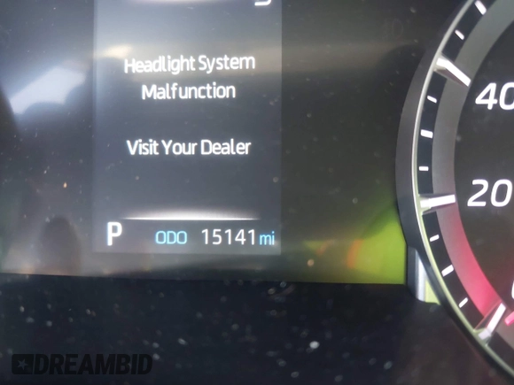 2022 Toyota Highlander L z VIN 5TDCZRBHXNS184202, wystawiony jako IAAI lot #42292281 z przebiegiem 15 141 mil mil oraz . Historia ofert i sprzedaży dostępna na DreamBid. Obrazek 16.