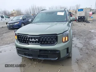 2024 Kia Telluride EX with VIN 5XYP3DGC5RG559709, listed as a IAAI auction lot 41828201 with 6,114 mi miles and . Bid and sale history available at carsss.com. Image 13.