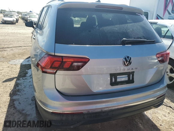 2024 Volkswagen Tiguan S with VIN 3VVRB7AX1RM119905, listed as a Copart auction lot 76241494 with 0 mi miles and Non Repairable. Bid and sale history available at carsss.com. Image 6.