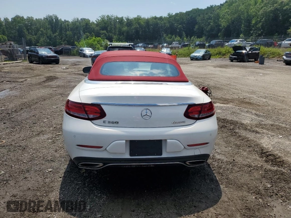 2018 Mercedes-Benz C 300 z VIN WDDWK4KB4JF722182, wystawiony jako Copart lot #63760835 z przebiegiem 83 132 mil mil oraz Czysty tytuł • Clean title. Historia ofert i sprzedaży dostępna na DreamBid. Obrazek 6.