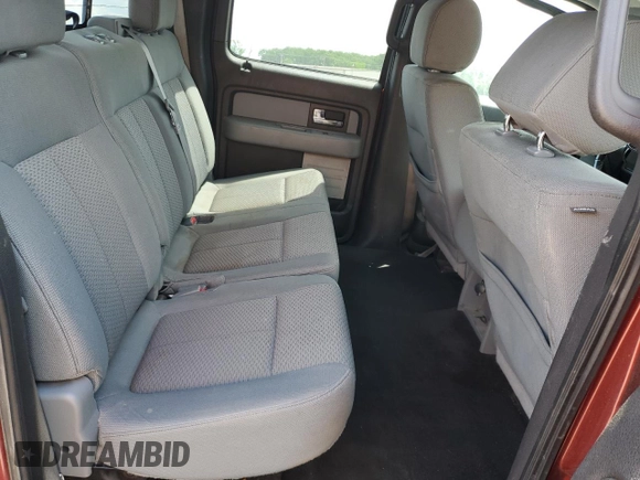 2014 Ford F-150 XL z VIN 1FTFW1CT3EKF02131, wystawiony jako Copart lot #55116985 z przebiegiem 198 970 mil mil oraz Czysty tytuł • Clean title. Historia ofert i sprzedaży dostępna na DreamBid. Obrazek 10.