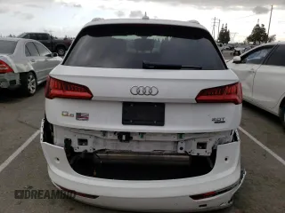 2018 Audi Q5 Premium Plus with VIN WA1BNAFY8J2129729, listed as a Copart auction lot 41141563 with 70,165 mi miles. Bid and sale history available at carsss.com. Image 6.