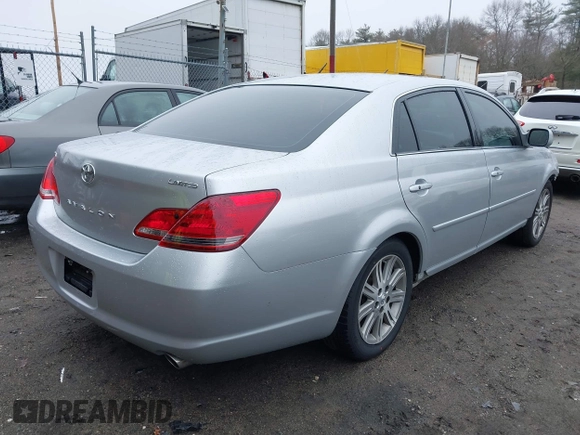 2007 Toyota Avalon XL with VIN 4T1BK36B47U180305, listed as a IAAI auction lot 41620588 with 137,911 mi miles and . Bid and sale history available at DreamBid. Image 4.