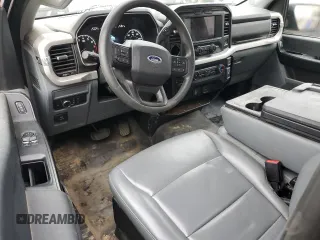2021 Ford F-150 XL с VIN 1FTMF1E56MKE36985, выставлен на аукционе Copart как лот 55805335 с пробегом 49 618 миль миль и Списание • Salvage title. История ставок и продаж доступна на DreamBid. Изображение 8.
