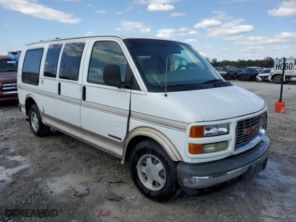 2000 GMC Savana Cargo Van YF7 Upfitter with VIN 1GDFG15R1Y1121592, listed as a Copart auction lot 72927304 with 108,871 mi miles and Salvage Title. Bid and sale history available at carsss.com. Image 4.