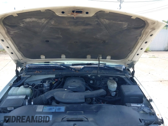 2003 Chevrolet Suburban LS with VIN 3GNEC16ZX3G103393, listed as a IAAI auction lot 42679046 with 316,490 mi miles and . Bid and sale history available at DreamBid. Image 10.