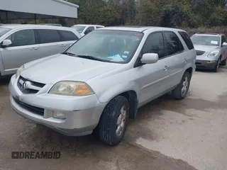 2005 Acura MDX with VIN 2HNYD18245H557011, listed as a IAAI auction lot 41572677 with 275,411 mi miles. Bid and sale history available at carsss.com. Image 2.
