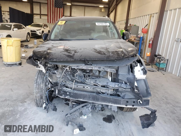 2015 Lexus GX 460 Luxury with VIN JTJJM7FX8F5093204, listed as a Copart auction lot 53700195 with 135,083 mi miles and Salvage title. Bid and sale history available at DreamBid. Image 5.