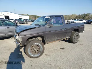 1996 Nissan Frontier XE z VIN 1N6SD11S3TC306337, wystawiony jako Copart lot #47451855 z przebiegiem 216 821 mil mil oraz Szkoda całkowita • Salvage title. Historia ofert i sprzedaży dostępna na DreamBid. Obrazek 1.