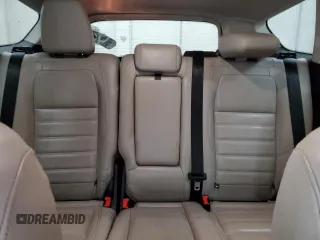 2019 Ford Escape Titanium с VIN 1FMCU0J94KUA44606, выставлен на аукционе Copart как лот 51790035 с пробегом 70 190 миль миль и На запчасти • Non repairable. История ставок и продаж доступна на DreamBid. Изображение 10.