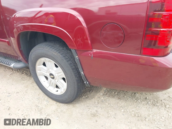 2008 Chevrolet Suburban 3LT с VIN 3GNFC16018G179193, выставлен на аукционе IAAI как лот 41682169 с пробегом 218 670 миль миль и . История ставок и продаж доступна на DreamBid. Изображение 6.