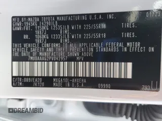 2023 Toyota Corolla Cross XLE with VIN 7MUDAAAG2PV042957, listed as a Copart auction lot 60301555 with 39,211 mi miles and Salvage title. Bid and sale history available at DreamBid. Image 13.
