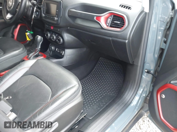 2016 Jeep Renegade Trailhawk with VIN ZACCJBCT8GPC52062, listed as a IAAI auction lot 42040795 with 139,805 mi miles and . Bid and sale history available at carsss.com. Image 5.