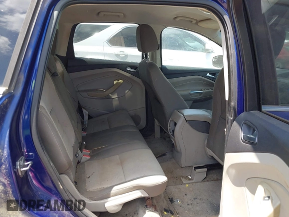 2014 Ford Escape SE z VIN 1FMCU9GX6EUD67330, wystawiony jako IAAI lot #42705724 z przebiegiem 171 996 mil mil oraz . Historia ofert i sprzedaży dostępna na DreamBid. Obrazek 8.