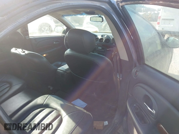 1999 Chrysler LHS with VIN 2C3HC56G5XH837185, listed as a IAAI auction lot 41865542 with 139,590 mi miles and . Bid and sale history available at DreamBid. Image 8.