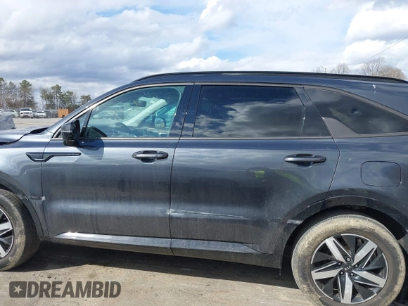 2021 Kia Sorento S with VIN 5XYRL4LC3MG008296, listed as a IAAI auction lot 41690529 with 38,539 mi miles and . Bid and sale history available at DreamBid. Image 14.