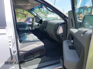 2008 Ford F-150 XLT z VIN 1FTPW14V88FA65700, wystawiony jako IAAI lot #42204460 z przebiegiem 109 230 mil mil oraz . Historia ofert i sprzedaży dostępna na DreamBid. Obrazek 5.