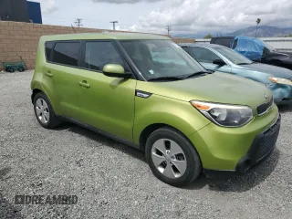 2015 Kia Soul with VIN KNDJN2A22F7772727, listed as a Copart auction lot 51332385 with 117,796 mi miles and Salvage Title. Bid and sale history available at carsss.com. Image 4.