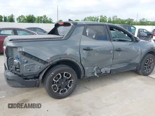 2022 Hyundai Santa Cruz SEL with VIN 5NTJBDAE4NH022823, listed as a IAAI auction lot 42051616 with 23,158 mi miles and . Bid and sale history available at DreamBid. Image 6.