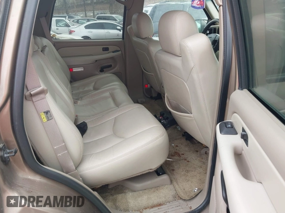 2003 GMC Yukon SLT with VIN 1GKEC13T73R126739, listed as a IAAI auction lot 41361906 with 166,748 mi miles. Bid and sale history available at carsss.com. Image 8.