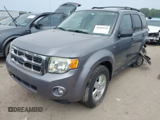2008 Ford Escape XLT с VIN 1FMCU931X8KB99581, выставлен на аукционе IAAI как лот 42681620 с пробегом 117 607 миль миль и . История ставок и продаж доступна на DreamBid. Изображение 18.