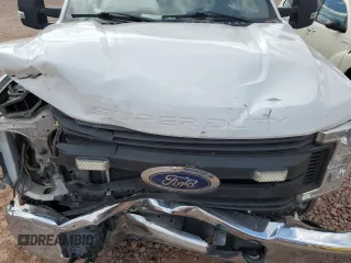 2019 Ford F-250 XL with VIN 1FD7W2A66KEE66562, listed as a Copart auction lot 47032545 with 108,024 mi miles and Salvage title. Bid and sale history available at DreamBid. Image 7.