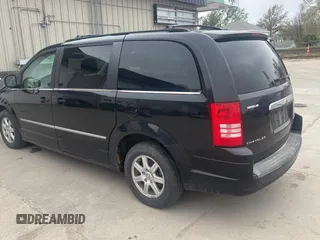 2010 Chrysler Town & Country Touring with VIN 2A4RR5D17AR431823, listed as a Copart auction lot 54990505 with 200,459 mi miles and Clean Title. Bid and sale history available at carsss.com. Image 3.