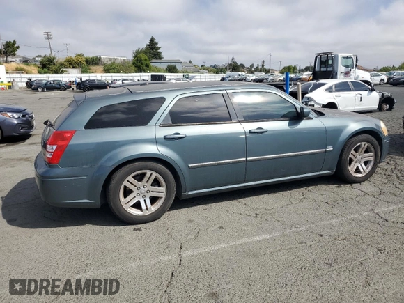 2005 Dodge Magnum RT z VIN 2D4GV58255H622666, wystawiony jako Copart lot #61098065 z przebiegiem 113 214 mil mil oraz Czysty tytuł • Clean title. Historia ofert i sprzedaży dostępna na DreamBid. Obrazek 3.