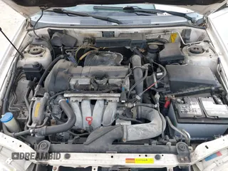 2000 Volvo V40 z VIN YV1VW2551YF540271, wystawiony jako IAAI lot #41660897 z przebiegiem 168 864 mil mil oraz . Historia ofert i sprzedaży dostępna na DreamBid. Obrazek 10.