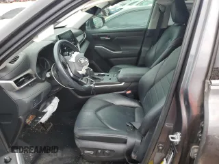 2021 Toyota Highlander XLE with VIN 5TDGZRAHXMS521419, listed as a Copart auction lot 59068364 with 44,634 mi miles and Salvage title. Bid and sale history available at DreamBid. Image 7.