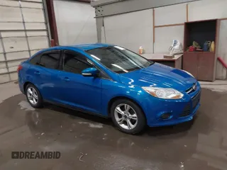 2014 Ford Focus SE with VIN 1FADP3F2XEL238344, listed as a IAAI auction lot 41845411 with 189,267 mi miles. Bid and sale history available at carsss.com. Image 1.