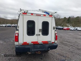 2013 Ford F-250 XL with VIN 1FT7X2B65DEA40820, listed as a IAAI auction lot 41940224 with 193,706 mi miles and . Bid and sale history available at DreamBid. Image 17.