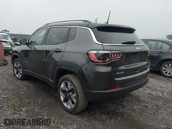 2020 Jeep Compass Limited z VIN 3C4NJDCB1LT131792, wystawiony jako IAAI lot #42443165 z przebiegiem 69 459 mil mil oraz . Historia ofert i sprzedaży dostępna na DreamBid. Obrazek 3.