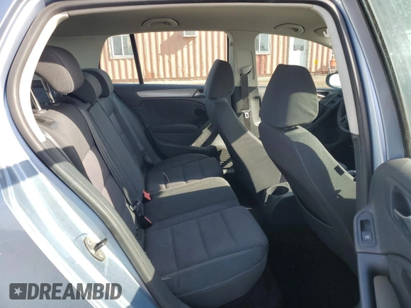 2010 Volkswagen Golf with VIN WVWDA7AJ6AW395525, listed as a Copart auction lot 49929685 with 119,191 mi miles and Salvage title. Bid and sale history available at DreamBid. Image 10.