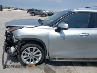 2021 Toyota Highlander Limited z VIN 5TDYZRAH1MS526643, wystawiony jako IAAI lot #41920215 z przebiegiem 34 730 mil mil oraz . Historia ofert i sprzedaży dostępna na DreamBid. Obrazek 19.