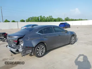 2020 Lexus ES 350 Ultra Luxury with VIN 58ACZ1B13LU079910, listed as a IAAI auction lot 42480934 with 50,092 mi miles and . Bid and sale history available at DreamBid. Image 4.