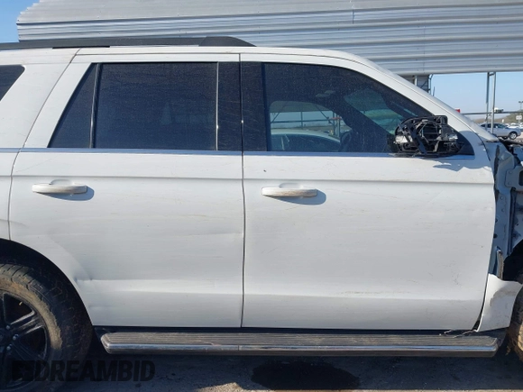 2021 Ford Expedition XLT z VIN 1FMJU1HT7MEA33224, wystawiony jako IAAI lot #41588947 z przebiegiem 38 944 mil mil oraz . Historia ofert i sprzedaży dostępna na DreamBid. Obrazek 14.