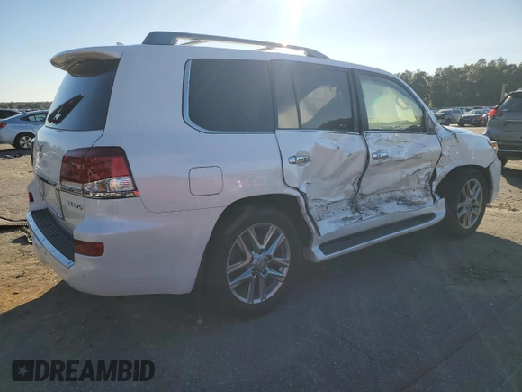 2015 Lexus LX 570 with VIN JTJHY7AX5F4167372, listed as a Copart auction lot 84712974 with Not Provided miles and Salvage Title. Bid and sale history available at DreamBid. Image 3.