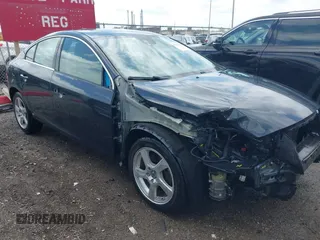 2012 Volvo S60 T5 z VIN YV1622FS2C2033643, wystawiony jako IAAI lot #42133481 z przebiegiem 185 227 mil mil oraz . Historia ofert i sprzedaży dostępna na DreamBid. Obrazek 1.